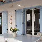 Semesterbostad Sunny House *