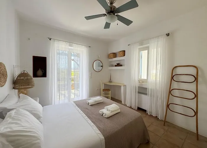 Holiday home Sunny House Pounda